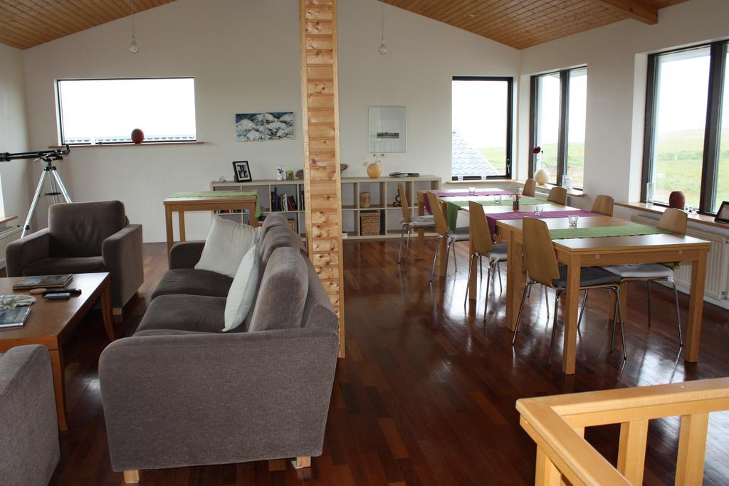 Guesthouse Gimbur Reykjarholl Buitenkant foto