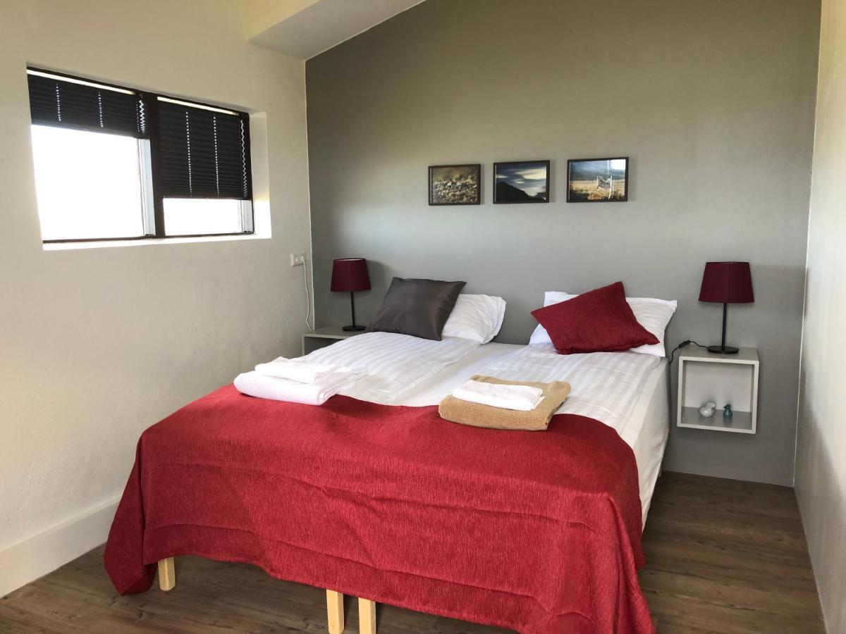 Guesthouse Gimbur Reykjarholl Buitenkant foto